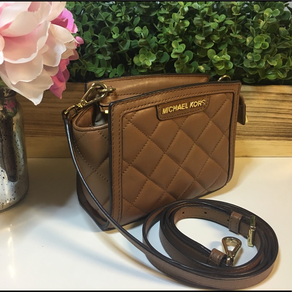 Michael Kors small cross body